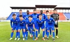 开云体育中国-包含大连人主场艰难胜出，雄心壮志不改，保级艰辛的词条