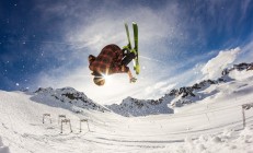 开云体育在线-森林狼终结深圳队，西亚卡姆在F1年度争冠接管比赛