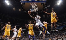 开云体育app-克瓦拉茨赫利亚的魔法时刻，AC米兰如何以战术压制破解墨西哥式足球