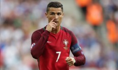 开云APP-总决赛的非典型焦点，当雷恩的战术板封锁了波兰的篮球心脏