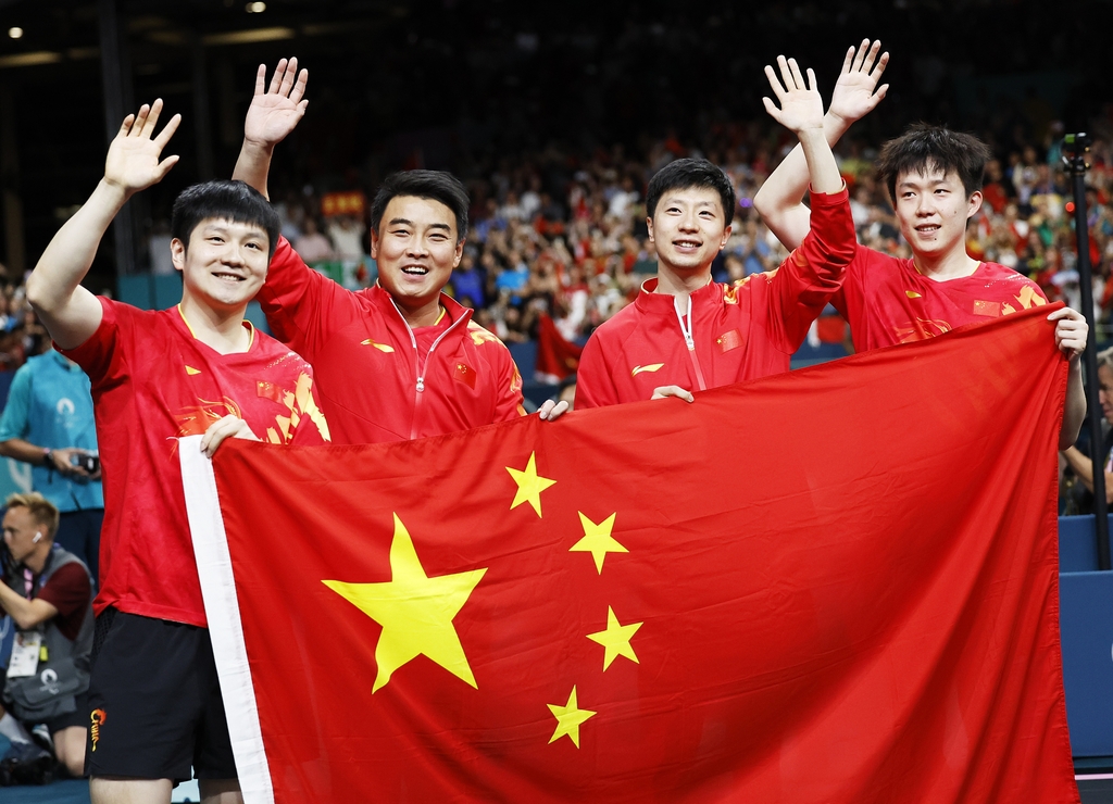 法国队力克中国队，马龙带队取胜