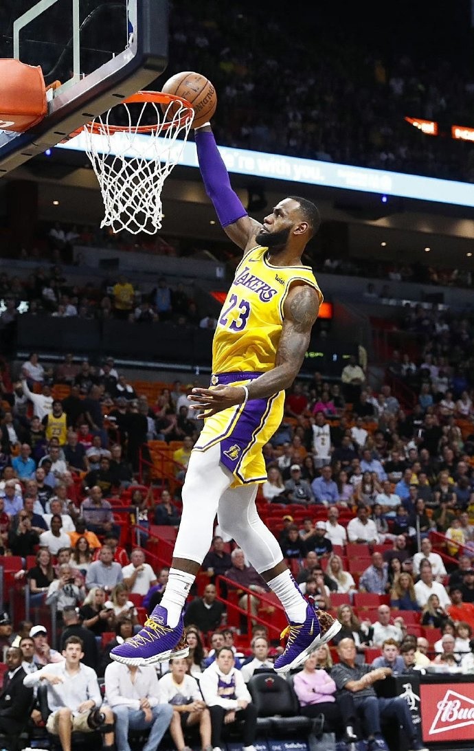 猛龙逆转篮网，詹姆斯高光表现