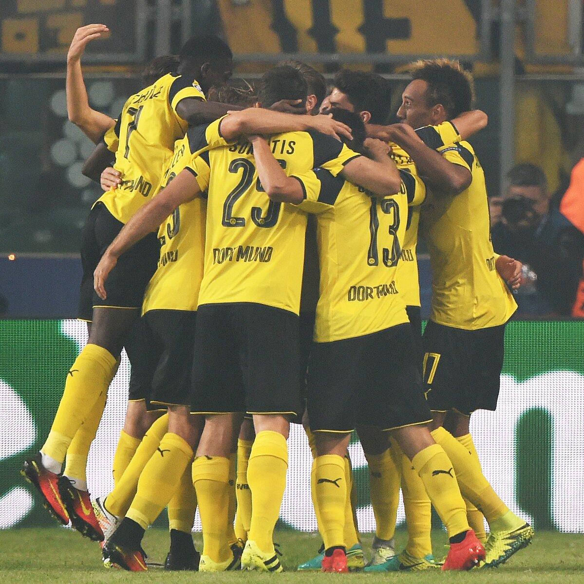 包含格策表现优异助攻，多特蒙德英雄斗士向前冲刺的词条