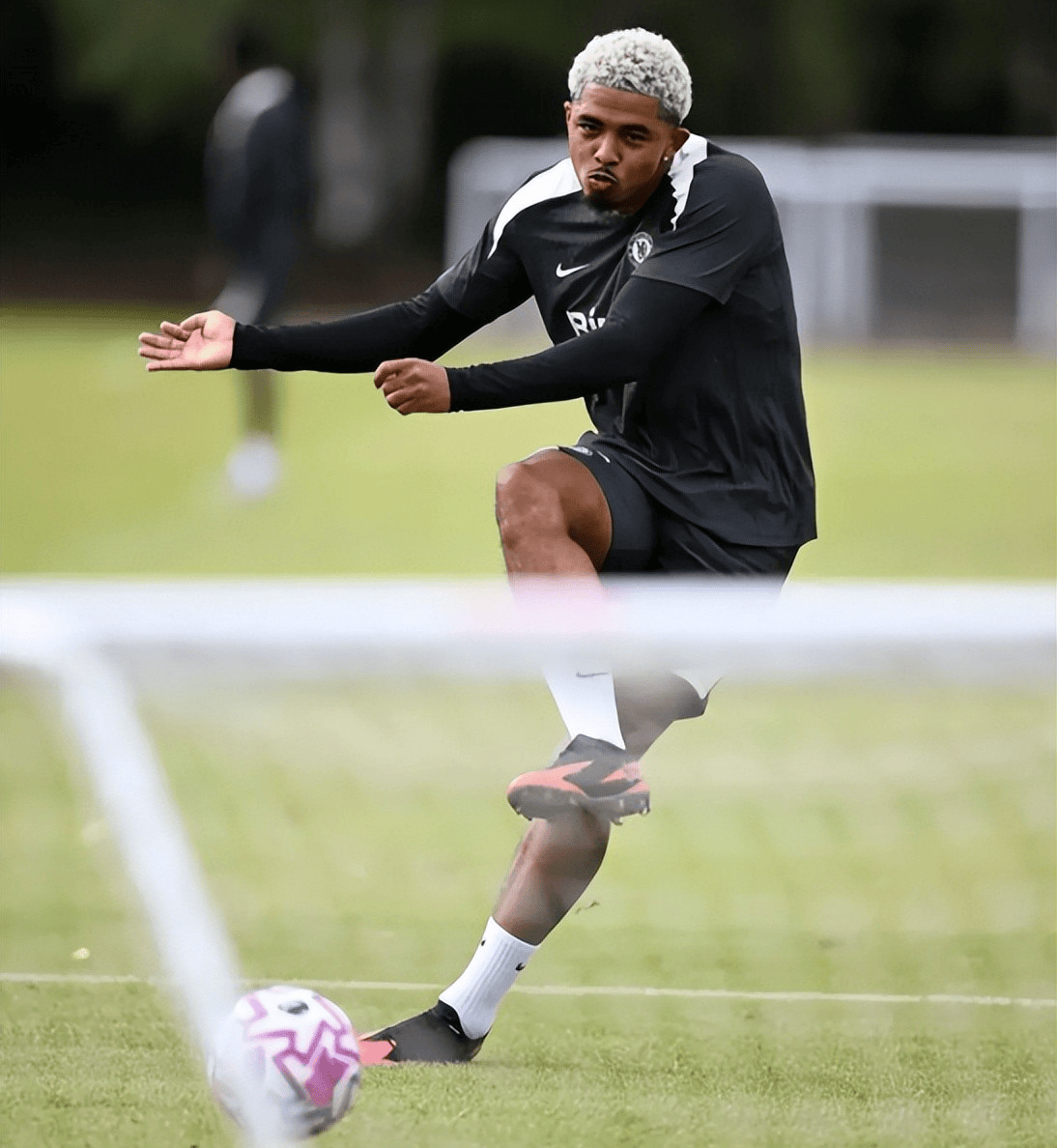 切尔西客场失利,难以掩盖惨败! 切尔西客场失利,难以掩盖惨败!