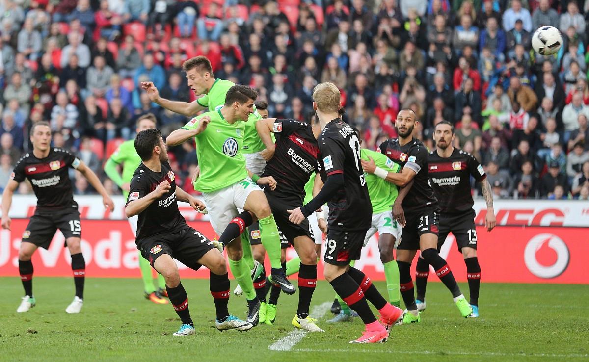 关于沃尔夫斯堡主场告捷，重返德甲前四的信息