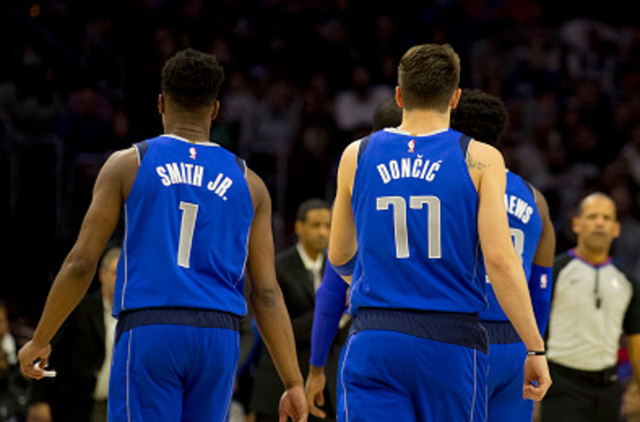 包含湖南队重伤主力回归，效力不减助球队反扑成功的词条