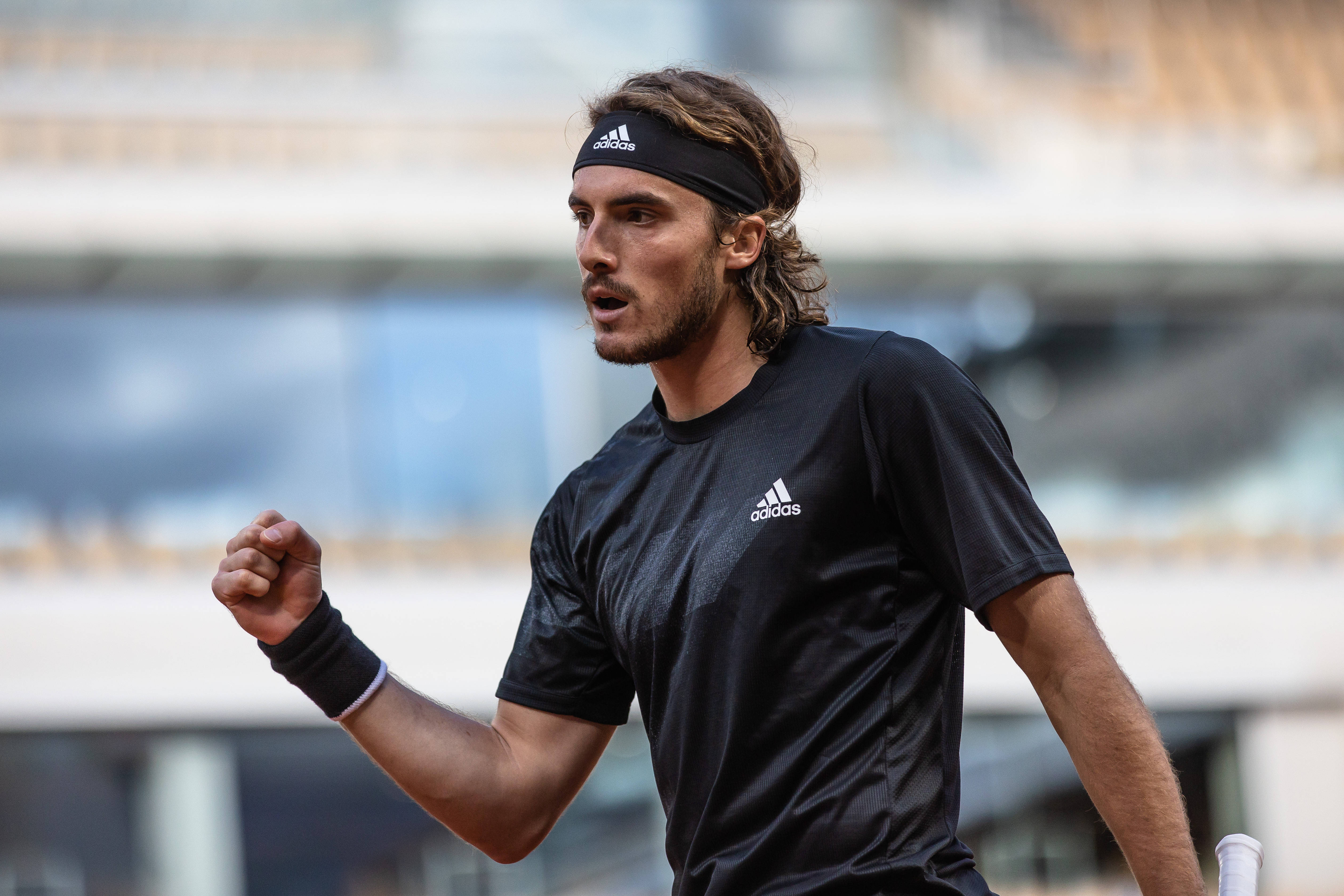 德国网球队鏖战法国网球队，西西帕斯爆发神勇