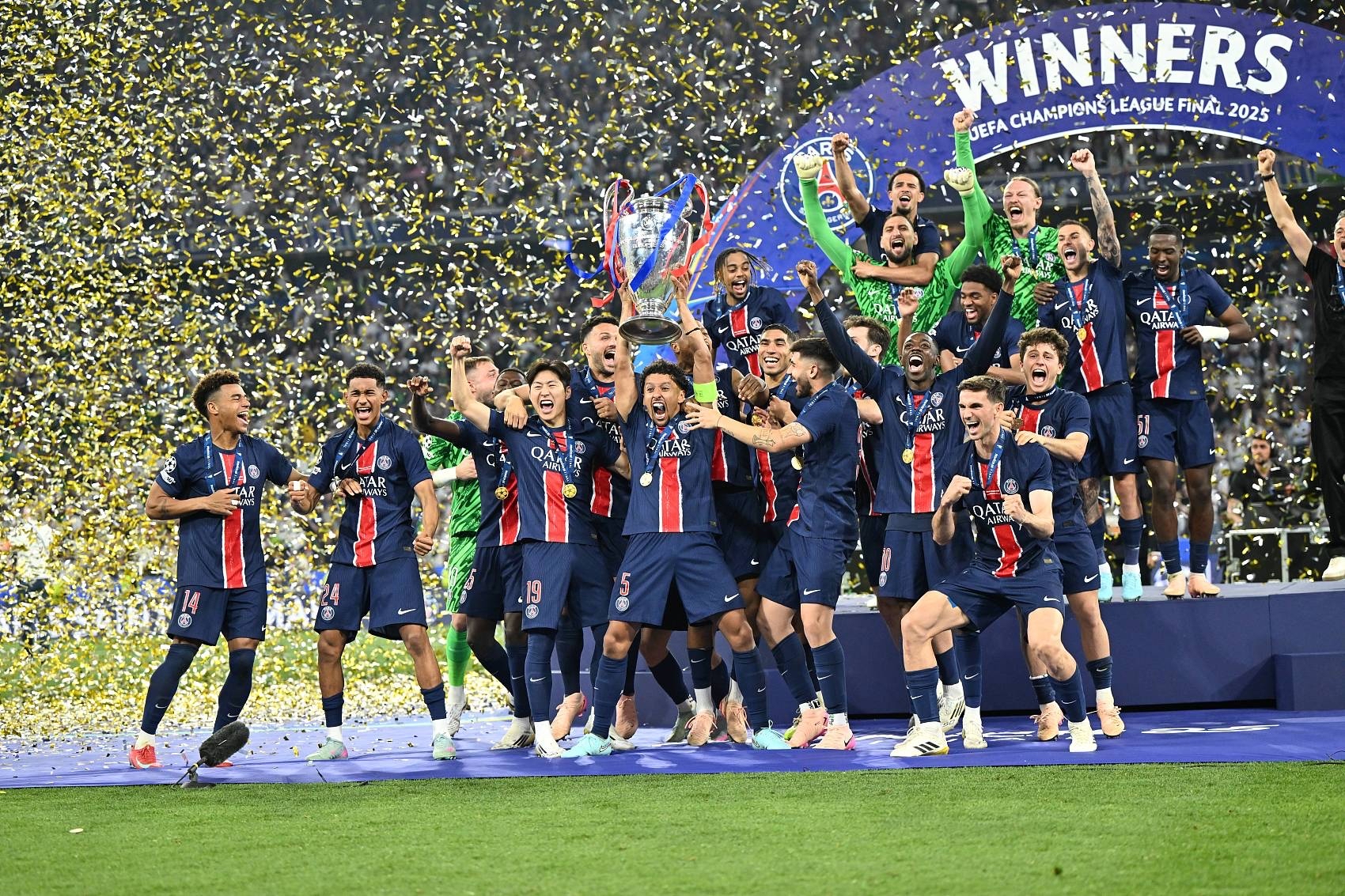 皇马主场连败，提前结束欧冠征程