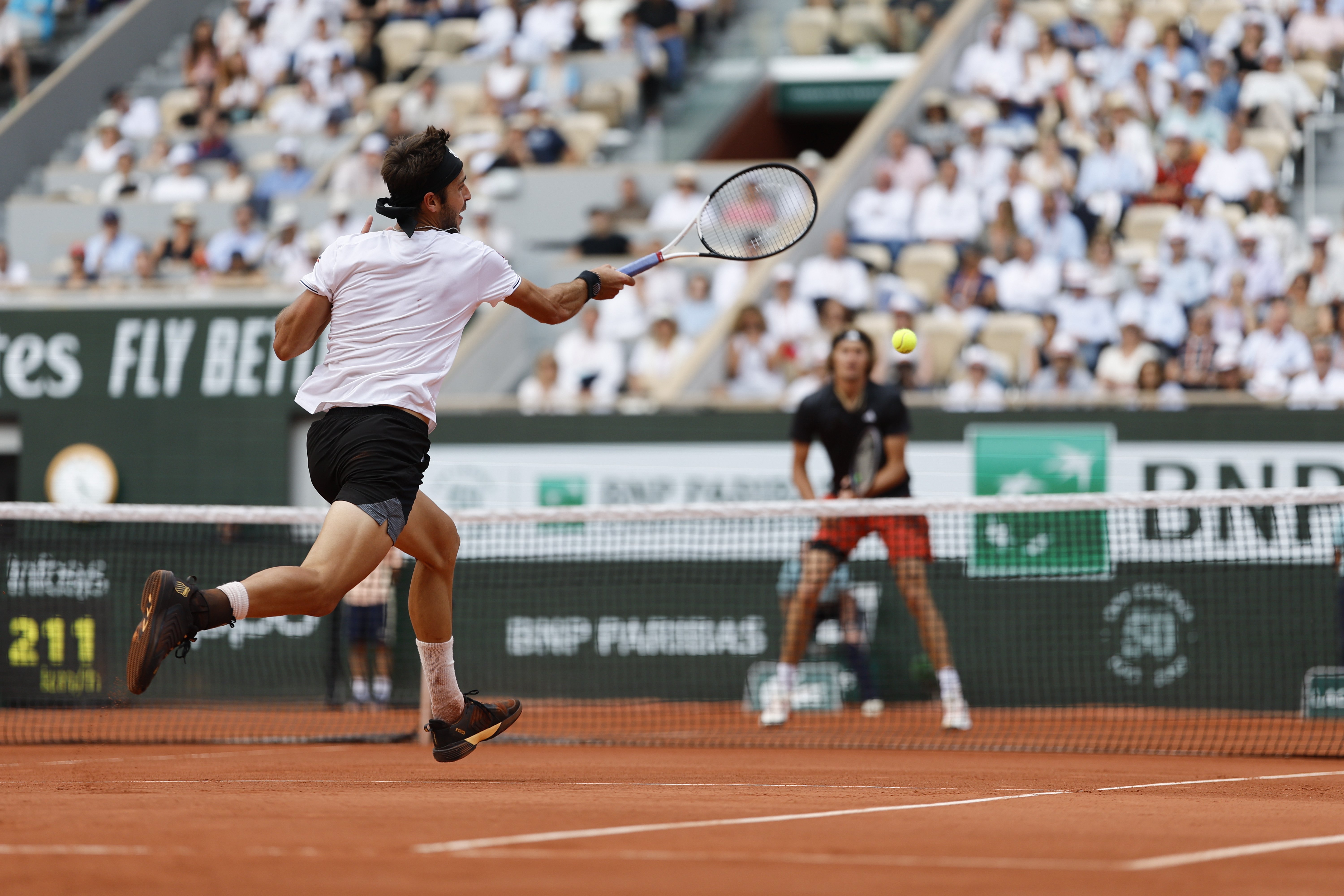 法网翻盘拉沃尔杯，兹维列夫惊艳四座的简单介绍