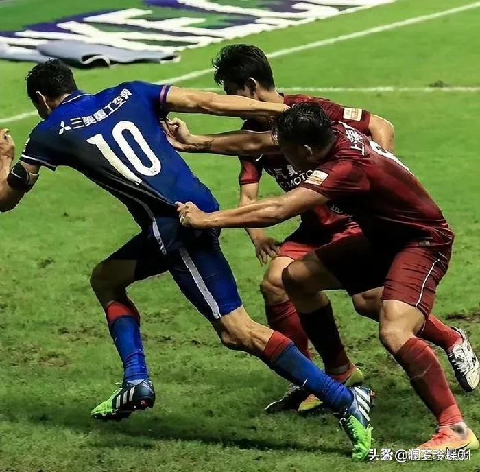 申花对恒大球迷狂热讨论燥目的简单介绍 申花对恒大球迷狂热讨论燥目的简单介绍