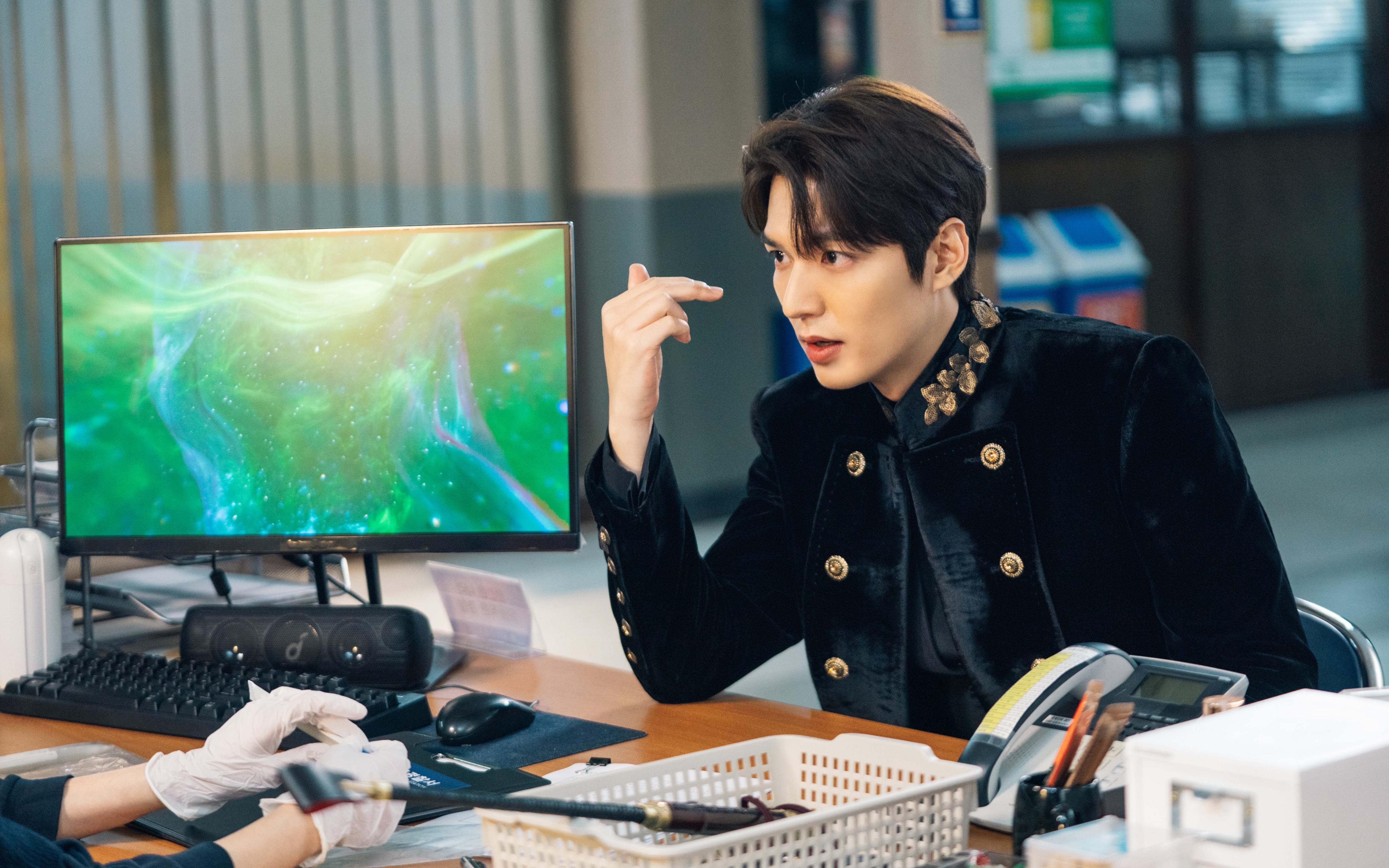 绿军绝境逢生,塔图姆致命一击,凯尔特人险胜老鹰闯入总决赛