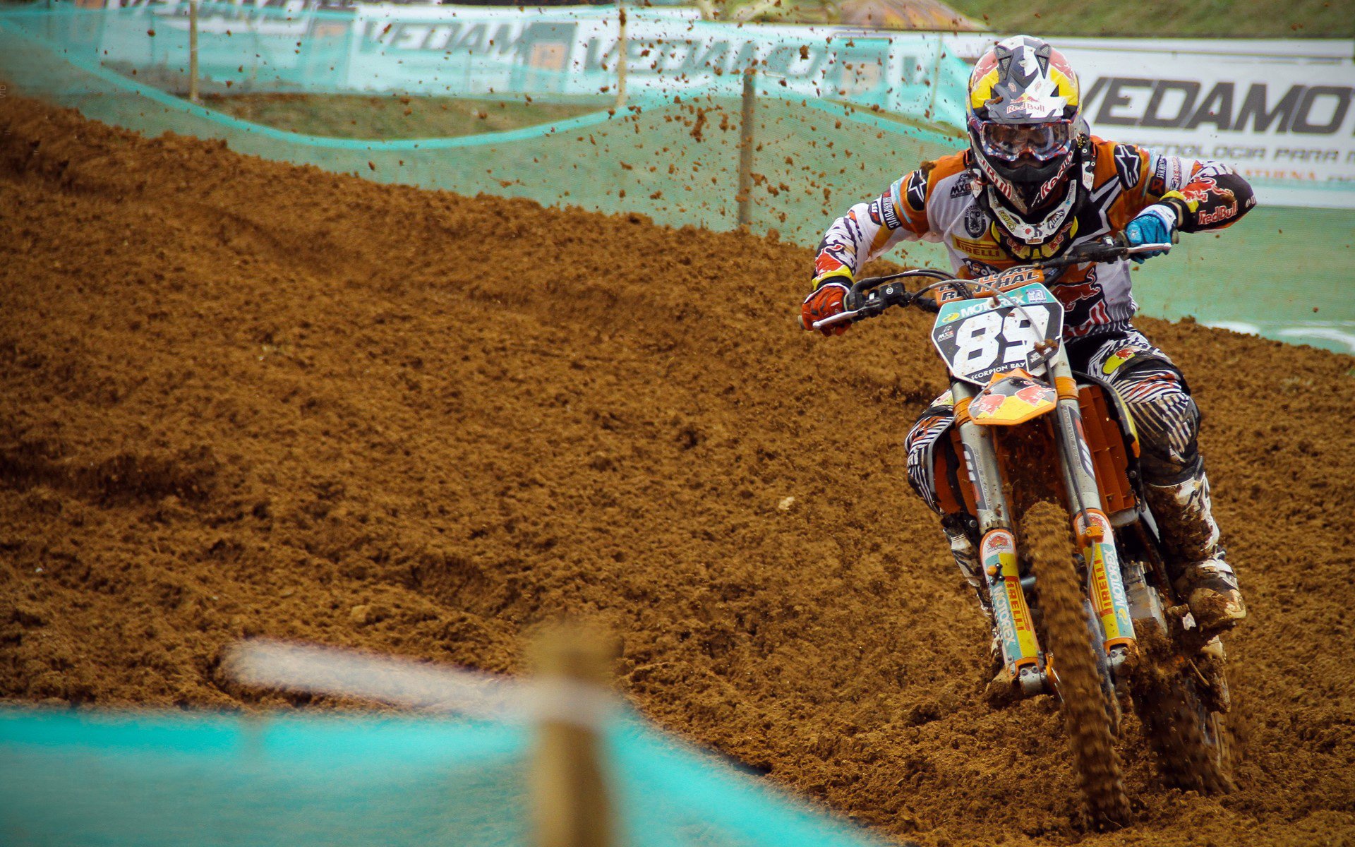 意甲焦点战外的焦点,巴黎狂胜背后的足球全球化新叙事