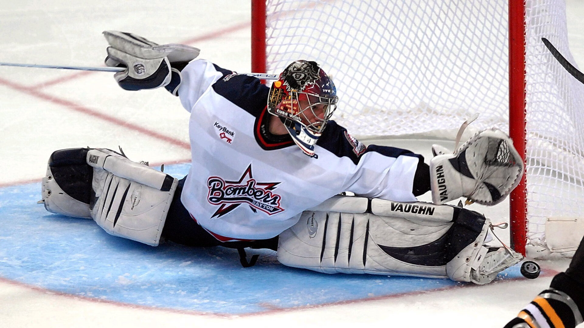 新王加冕夜,拉梅洛·鲍尔用一记绝命三分在加时赛击沉湖人