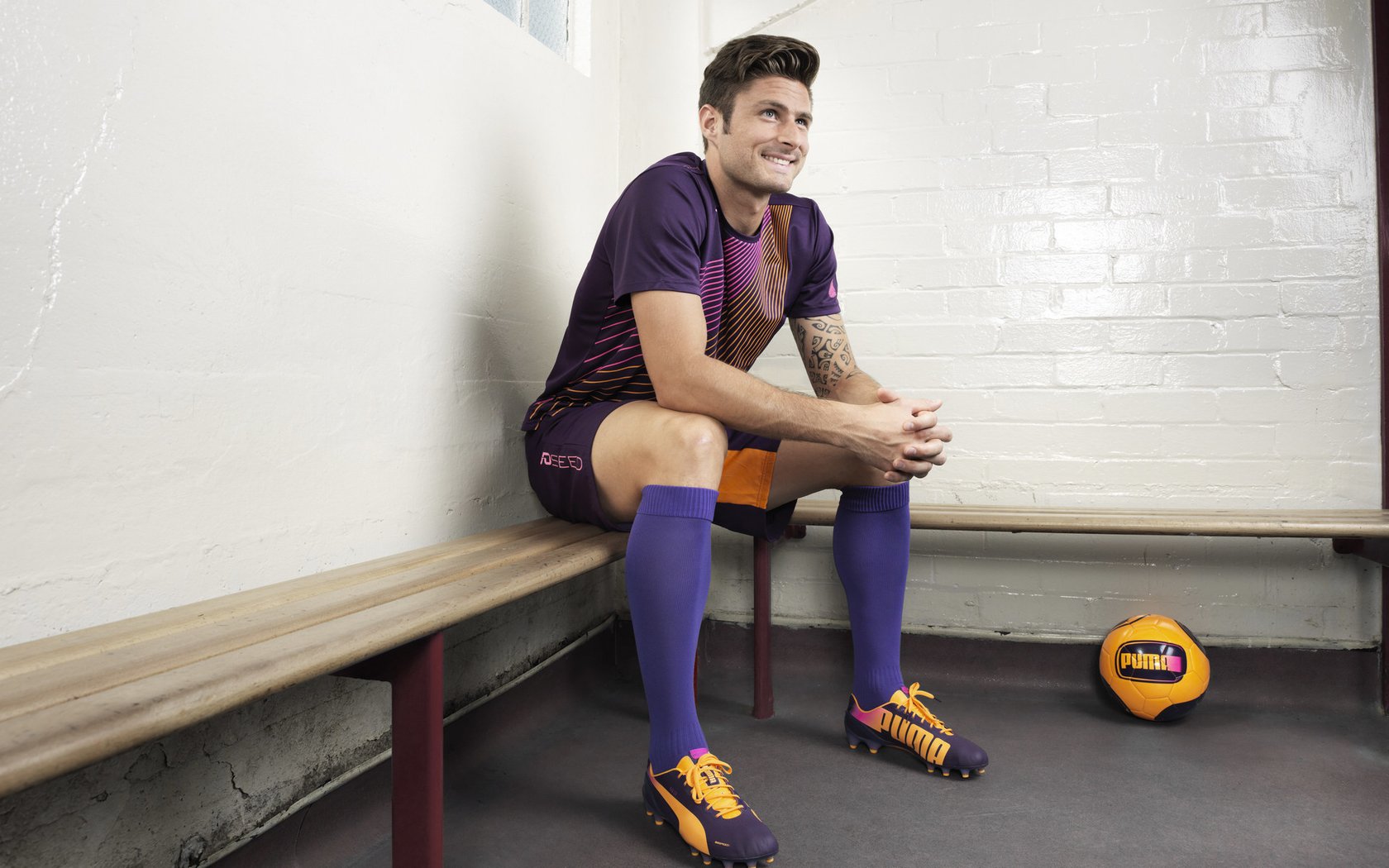 橙色风暴与极速引擎，荷兰足球的坚韧与恩佐的赛道统治